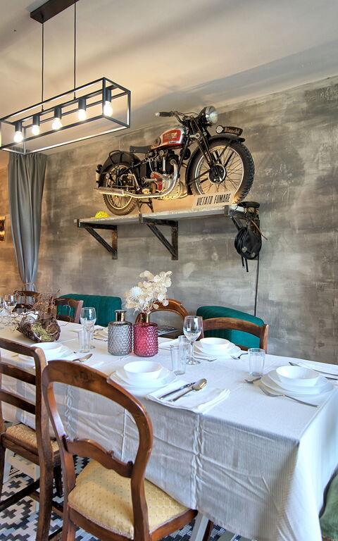 La Nocciola: Dining Room, Kitchen