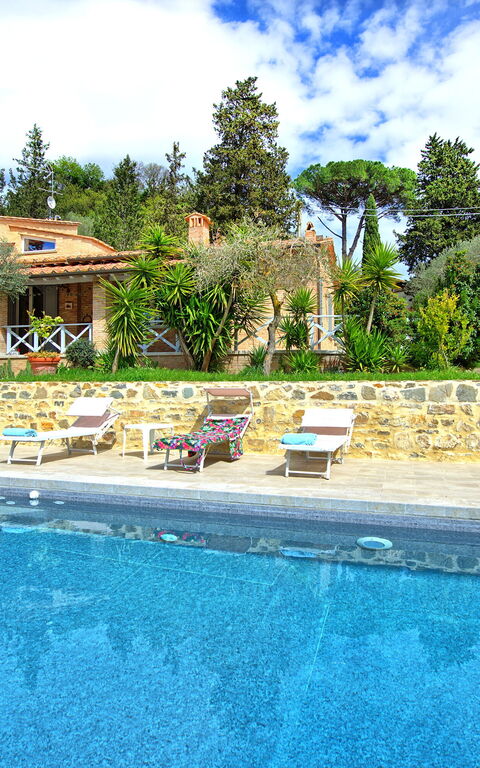 Santo Stefano: Outdoor, Pool