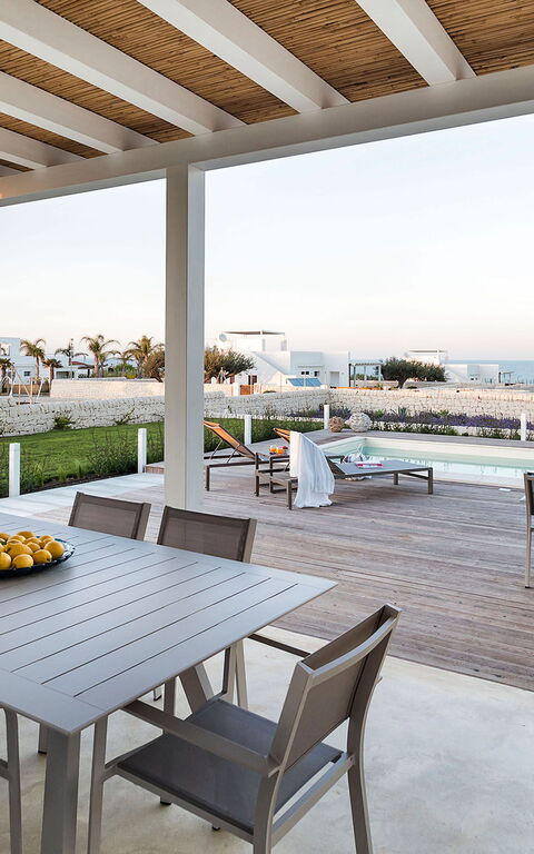 Villa San Lorenzo Ulivo: Balcony / Terrace / Patio, Building Exterior, Outdoor