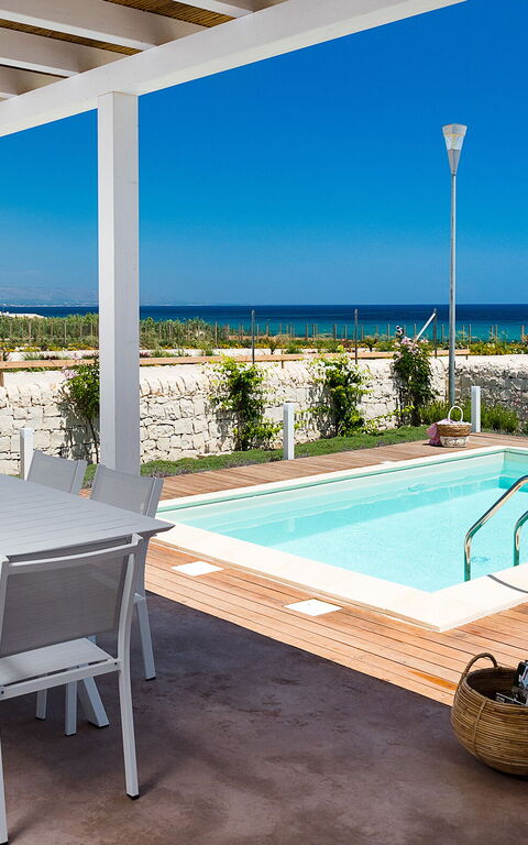 Villa San Lorenzo Fico D'india: Building Exterior, Outdoor, Pool