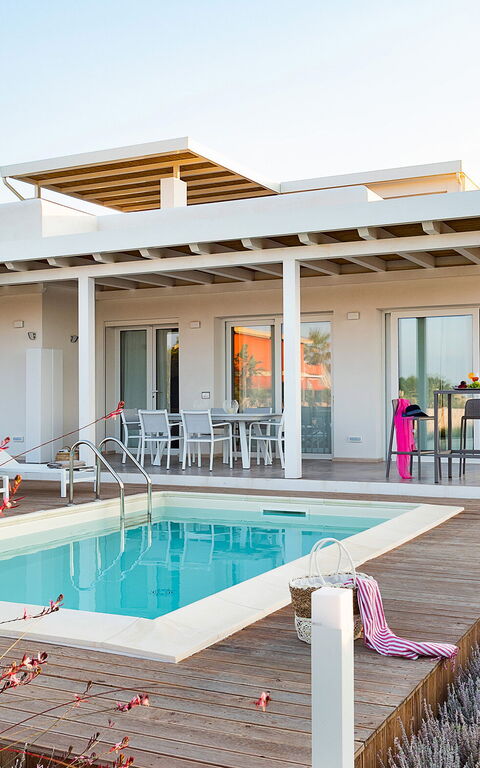 Villa San Lorenzo Fico D'india: Building Exterior, Outdoor, Pool