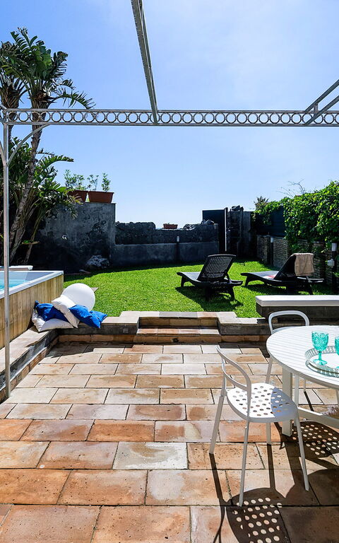 Casa Tecla: Garden, Pool