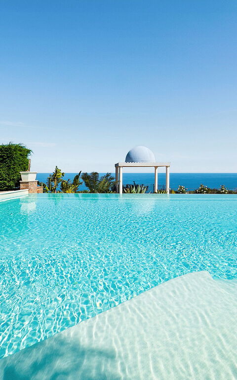 Buena Vista: Building Exterior, Outdoor, Pool, Scenic View