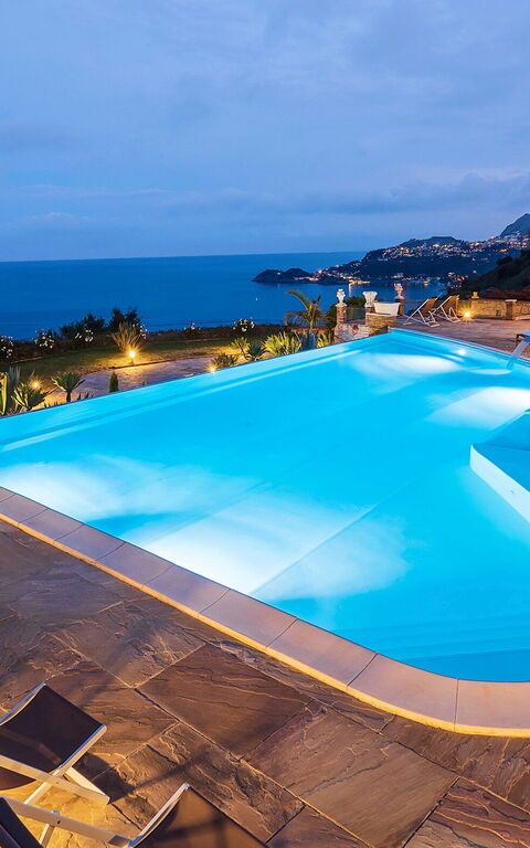 Buena Vista: Building Exterior, Outdoor, Pool, Scenic View