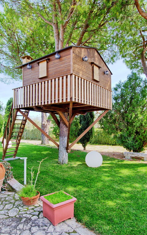 Villa Tagliaferri: Garden, Summer