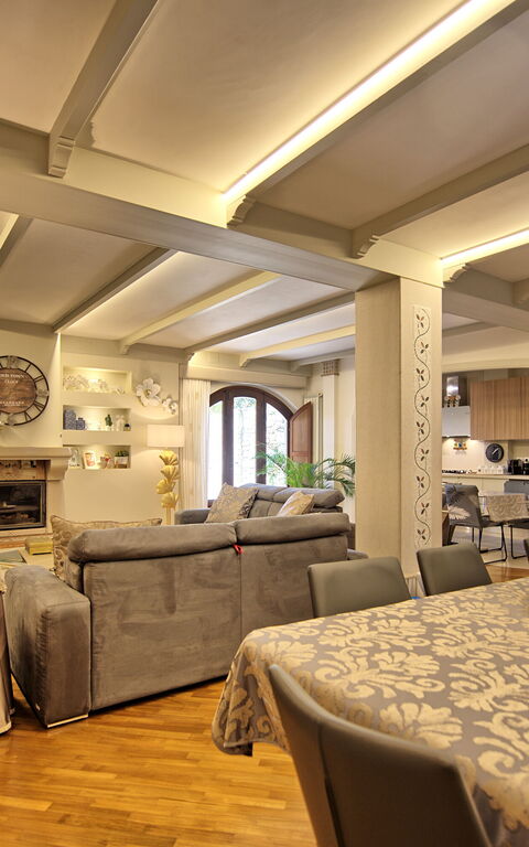 Villa Tagliaferri: Dining Room, Living Room