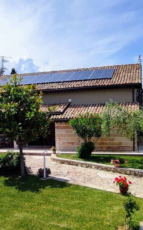 Villa Tagliaferri: Building Exterior, Garden