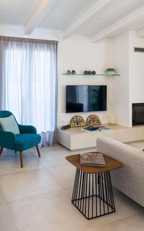 Villa Azulea: Kitchen, Living Room