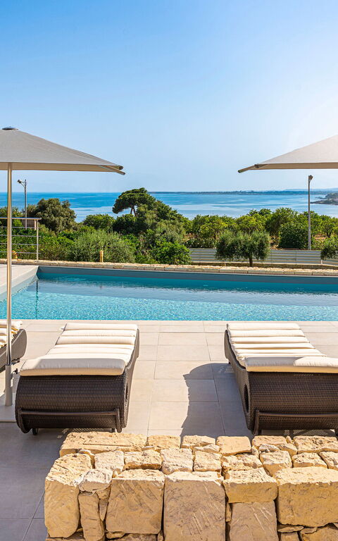 Villa Anna Plemmirio: Building Exterior, Outdoor, Pool