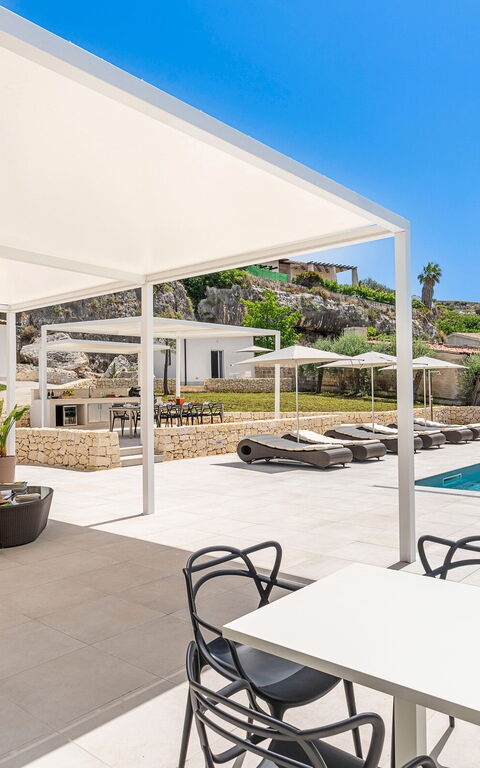 Villa Anna Plemmirio: Building Exterior, Outdoor, Pool