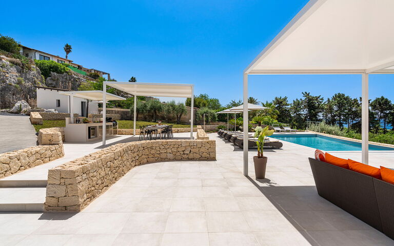 Villa Anna Plemmirio: Building Exterior, Outdoor, Pool