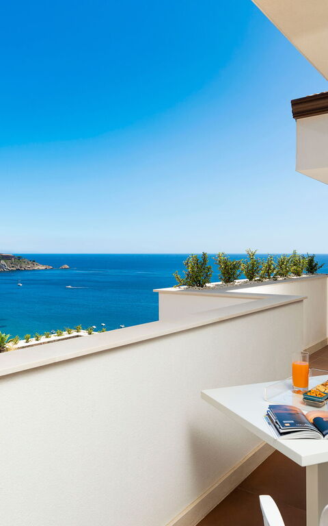 Baya Bella: Balcony / Terrace / Patio, Building Exterior, Outdoor, Scenic View