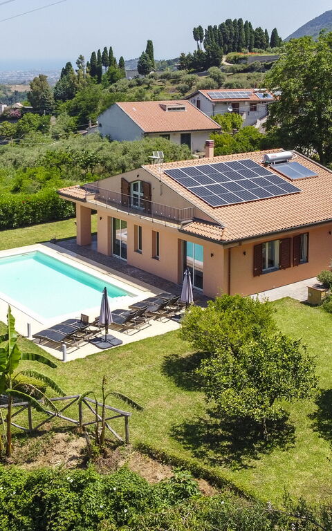 Villa Malu: Building Exterior, Garden, Outdoor, Pool