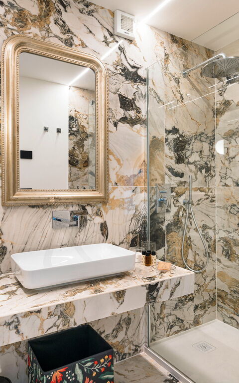 Zagara Bianca: Bathroom