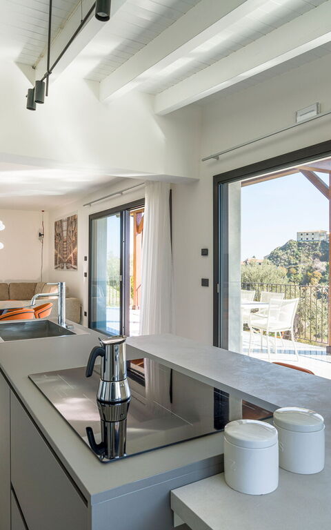 Zagara Bianca: Dining Room, Kitchen, Living Room