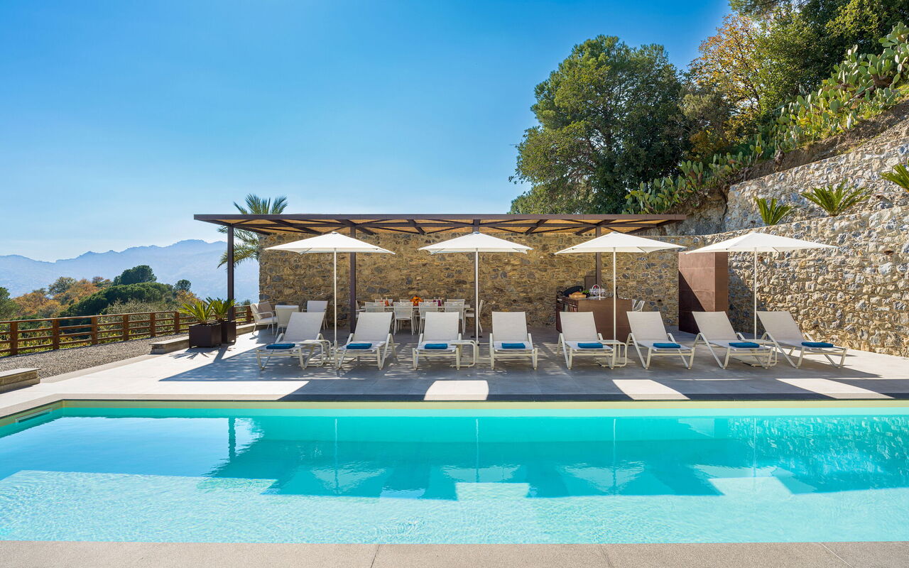 Zagara Bianca: Building Exterior, Outdoor, Pool