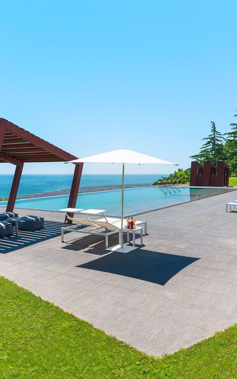 Tenuta Della Contea: Building Exterior, Garden, Outdoor, Pool, Scenic View