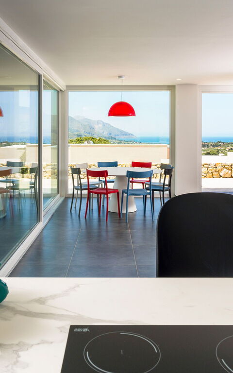 Villa Dolce: Kitchen, Living Room