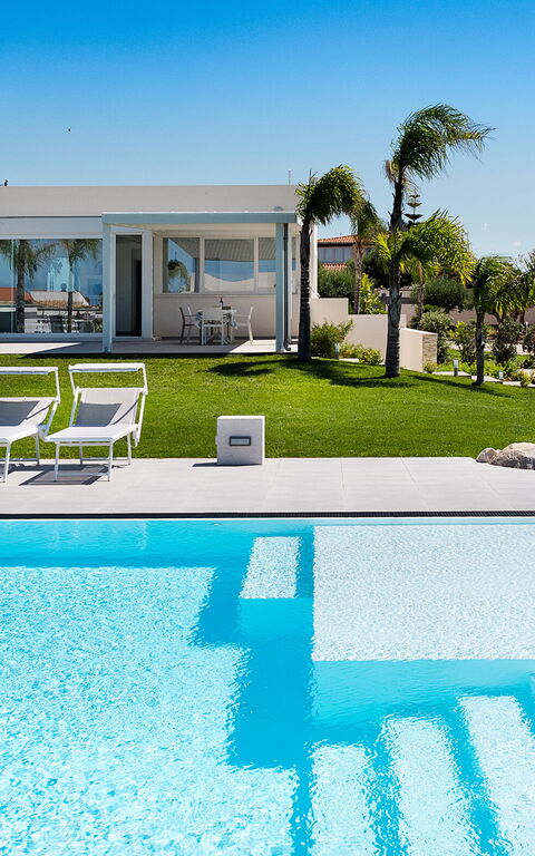 Diantha: Building Exterior, Garden, Outdoor, Pool