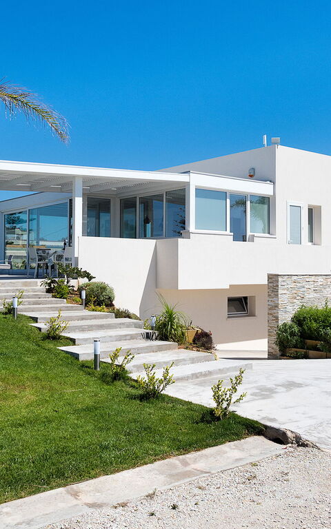 Diantha: Building Exterior, Garden, Main Entrance, Outdoor