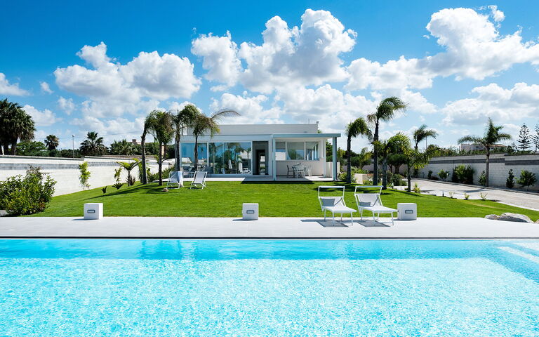 Diantha: Building Exterior, Garden, Outdoor, Pool