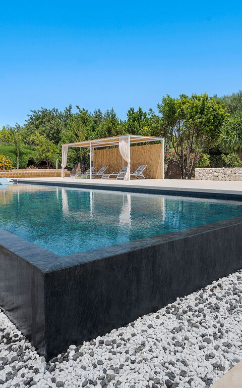 Pigna Blue: Building Exterior, Outdoor, Pool