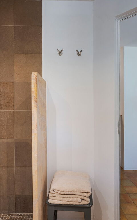 Pigna Blue: Bathroom