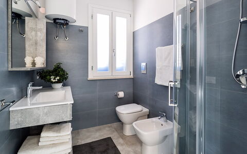 Accommodation Delfino: Bathroom