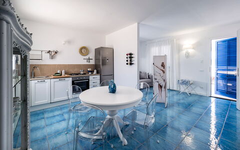 Accommodation Riccio: Dining Room, Kitchen, Living Room