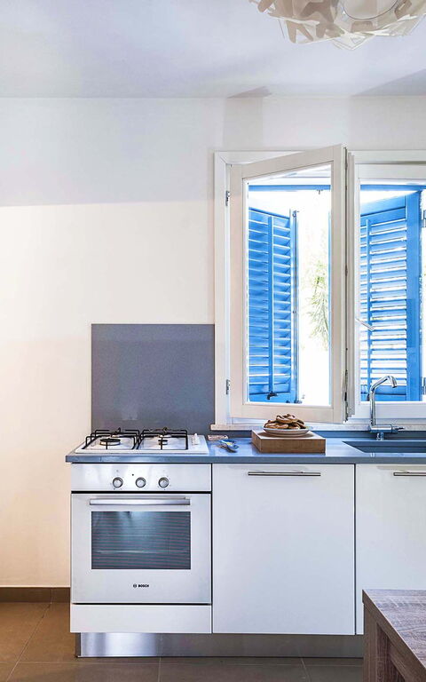 Lisca Bianca: Kitchen, Living Room