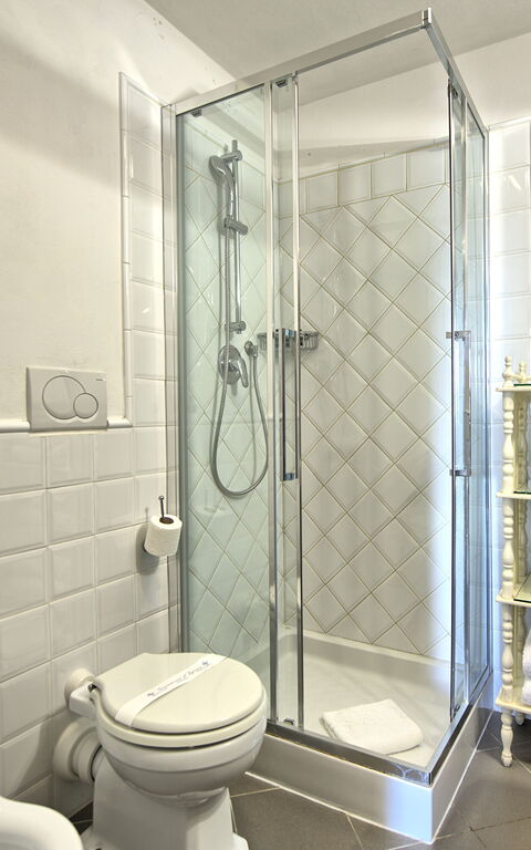 Villa Cona: Bathroom