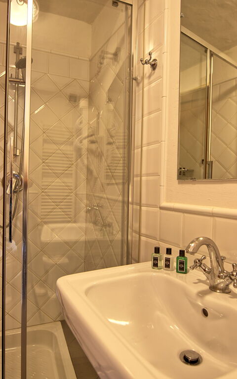 Villa Cona: Bathroom