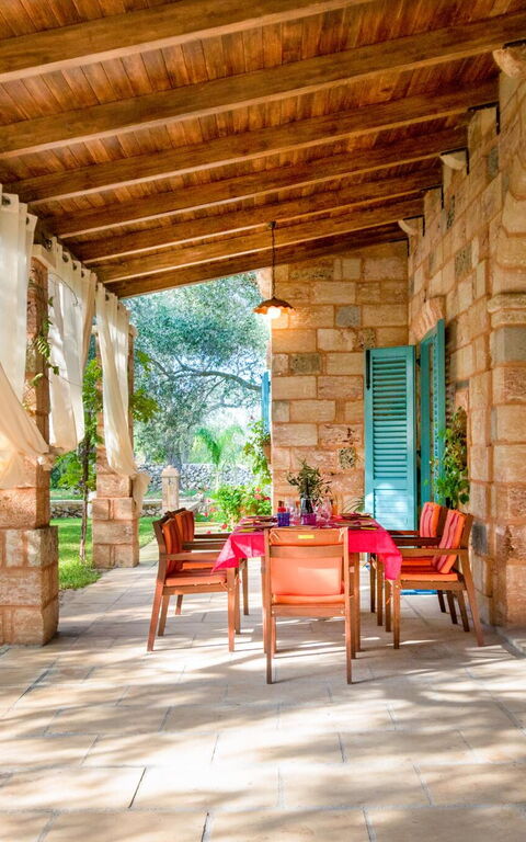 Villa Astrea: Balcony / Terrace / Patio, Building Exterior, Garden