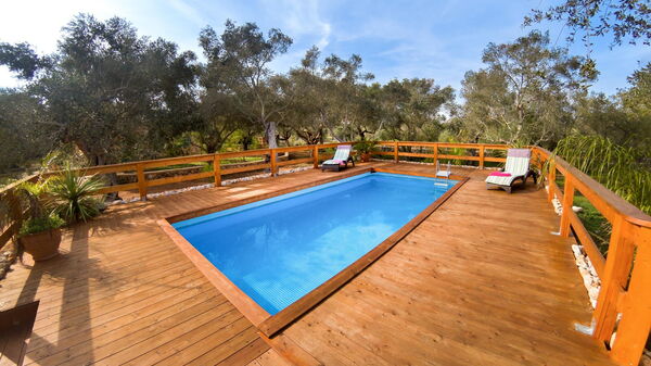 Villa Astrea: Pool, Scenic View