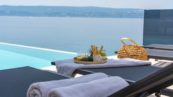 Villa Sea Breeze: Pool
