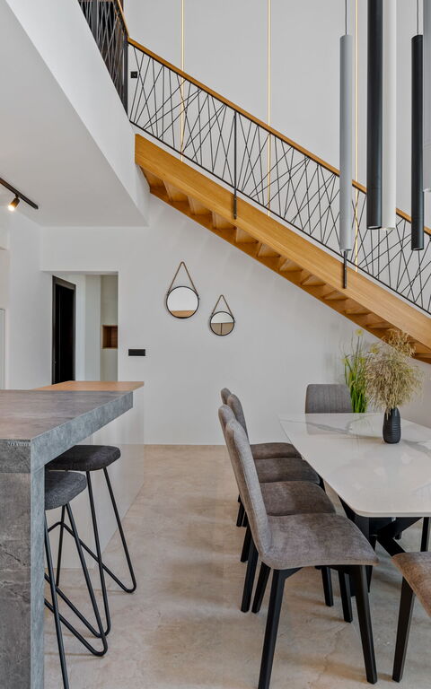 Villa Loma: Dining Room, Kitchen