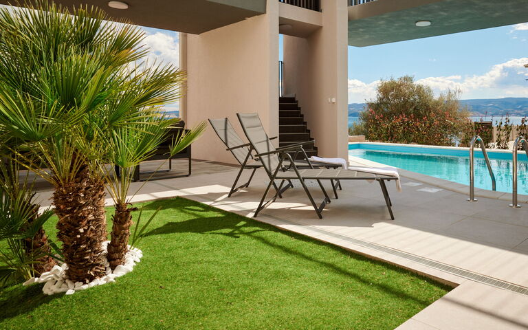 Villa Stella: Outdoor, Pool, Scenic View