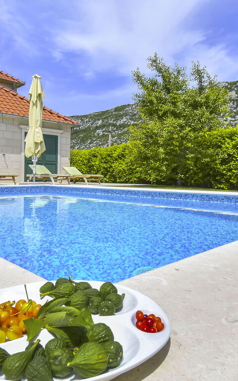 Villa Zupa: Balcony / Terrace / Patio, Outdoor, Pool