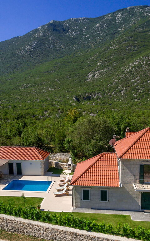 Villa Zupa: Building Exterior