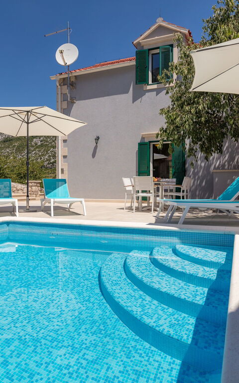 Villa Roglic: Outdoor, Pool