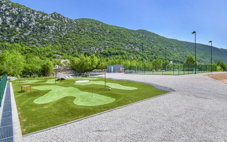 Villa Roglic: Activities