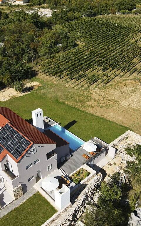 Villa Jure: Building Exterior