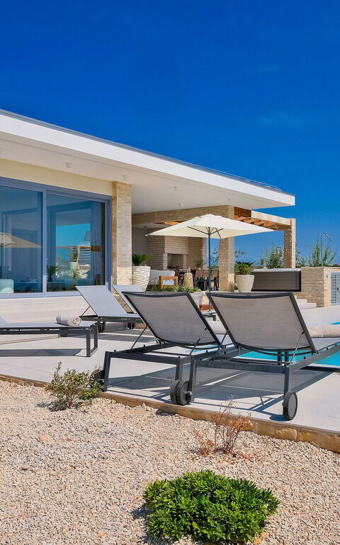 Villa Kelena: Balcony / Terrace / Patio, Building Exterior, Main Entrance, Outdoor, Pool