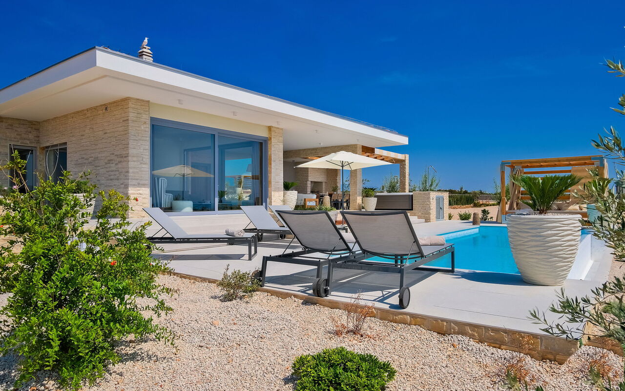 Villa Elektra: Balcony / Terrace / Patio, Building Exterior, Outdoor, Pool