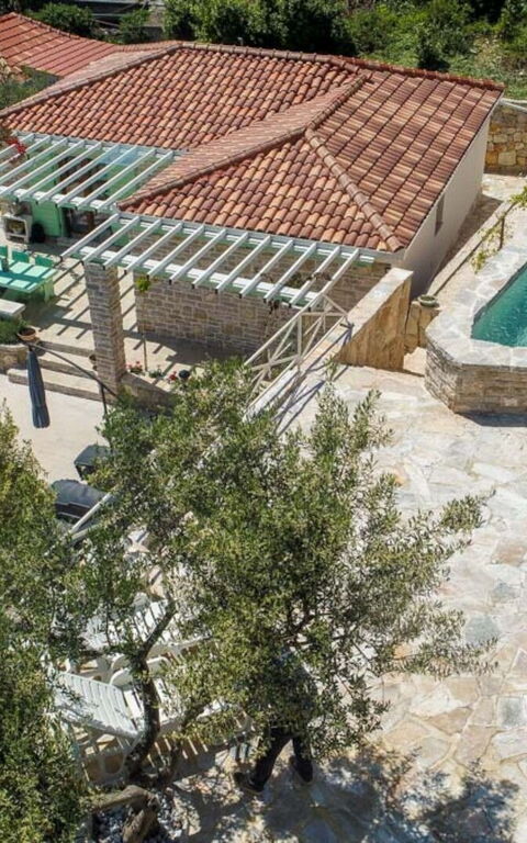 Villa Azurit: Building Exterior, Pool