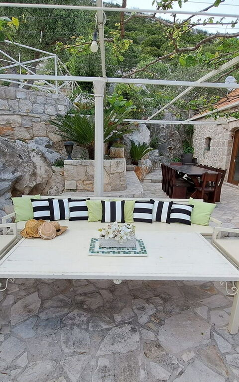 Villa Azurit: Balcony / Terrace / Patio, Building Exterior, Outdoor