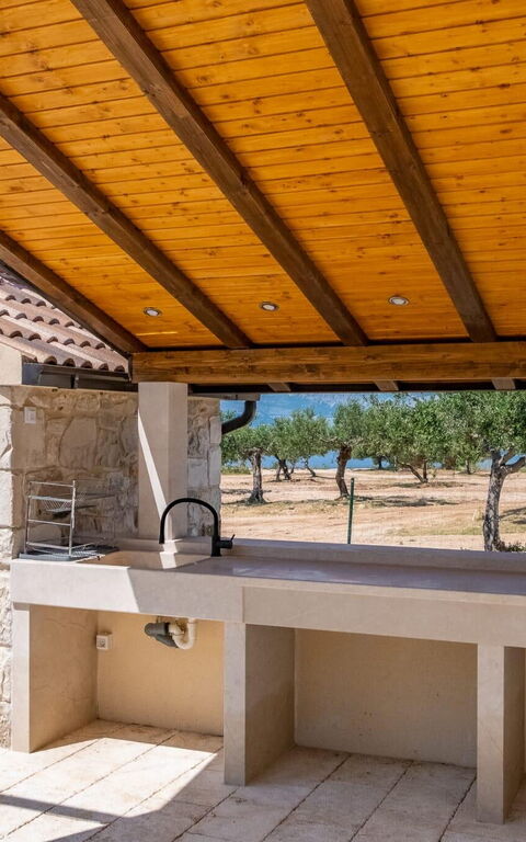 Villa Diana: Kitchen, Outdoor