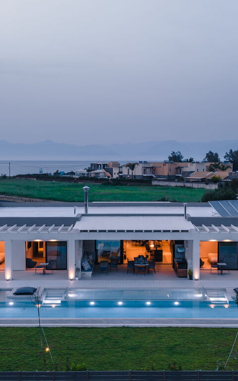 Villa Serenissima: Building Exterior, Outdoor, Pool