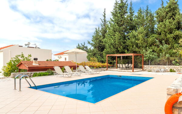 Villa Giorgos: Building Exterior, Outdoor, Pool