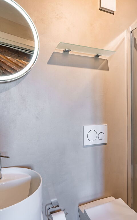 Torre Di Serre: Bathroom